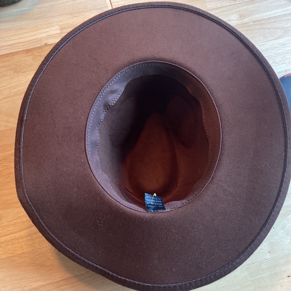 Cotton blend hat - Picture 4 of 7